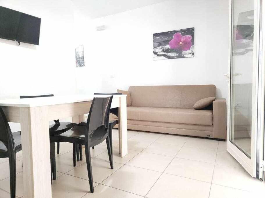 Apartamento App Girasole 1A 300 Metri Dal Mare In Salento Torre San Giovanni Exterior foto